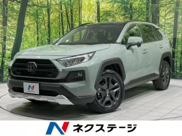 RAV4のボディカラーラインアップは？選び方のポイントや内装カラーも紹介