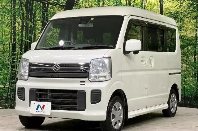 エブリイワゴンは広い車内空間が魅力の軽乗用車！現行モデルのスペック