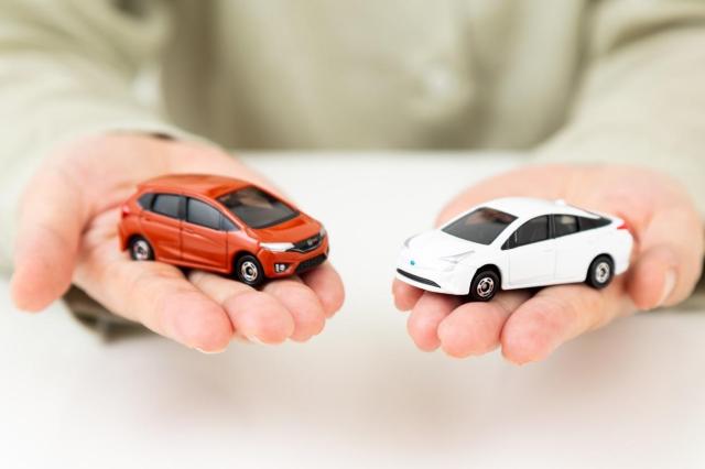 ランドクルーザープラドはトヨタが誇るライト系SUV！基本スペックを紹介