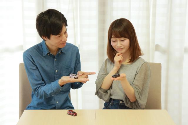 カローラアクシオの内装が持つ魅力は?収納や荷室の特徴も解説