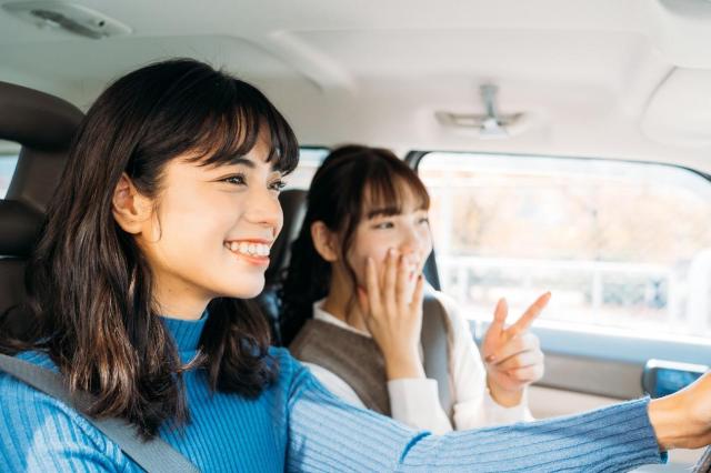 プリウスPHVの魅力とは?歴代モデルの特徴や中古車販売価格を紹介