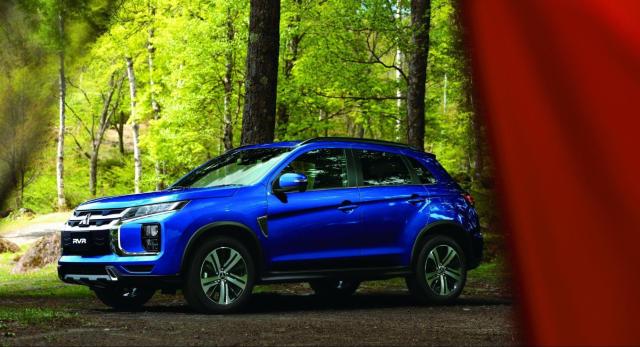 三菱RVRをグレード別に徹底解説!ライバル車種との分かりやすい比較も