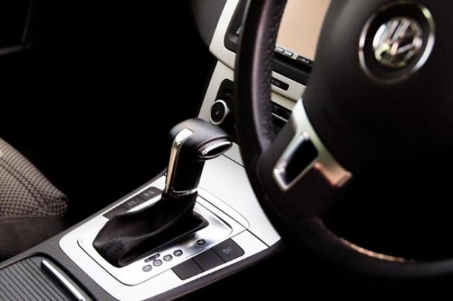 エンジンがかからない！対処法と原因【2023年最新情報・保存版】