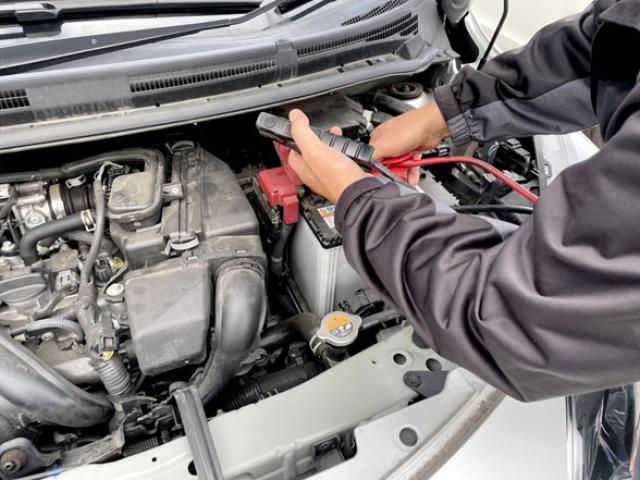 カーバッテリーの交換時期・方法【カーバッテリーの基礎知識】