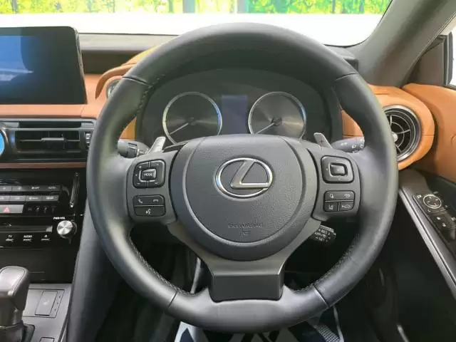 レクサスの新型ISにワゴンタイプが追加?4代目登場のうわさと3代目の特徴