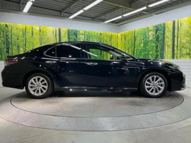 カムリのサイドビュー