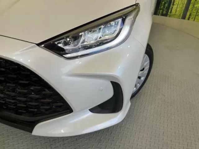 ヤリスのヘッドランプ