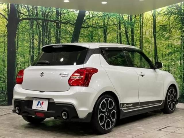 スイフトスポーツのリヤビュー