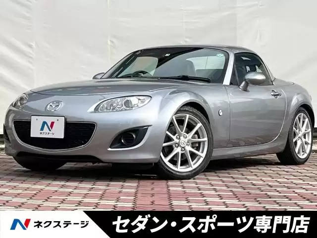 ロードスターの燃費はどのくらい？性能を高める工夫やライバル車との比較も