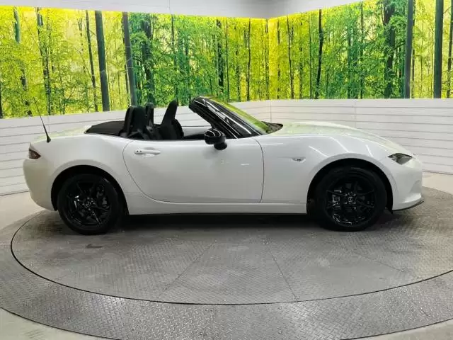 ロードスターの燃費はどのくらい？性能を高める工夫やライバル車との比較も