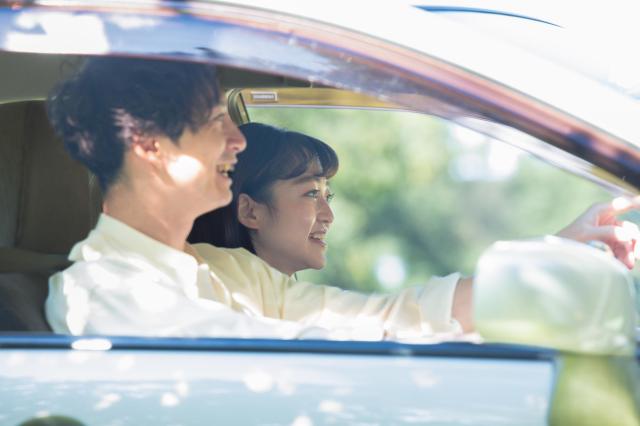 カローラの燃費性能は？他のモデルやライバル車との違いをチェック