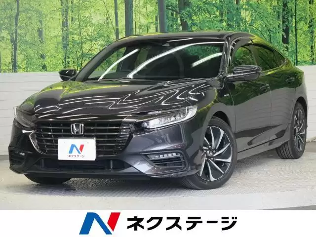 カローラの燃費性能は？他のモデルやライバル車との違いをチェック