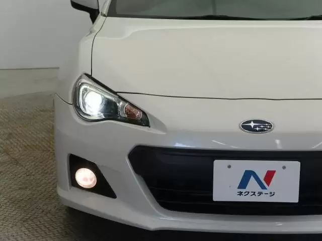 スバルBRZの燃費はどのくらい？ライバル車との違いを徹底調査