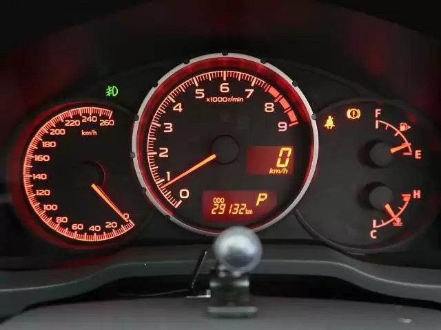 スバルBRZの燃費はどのくらい？ライバル車との違いを徹底調査