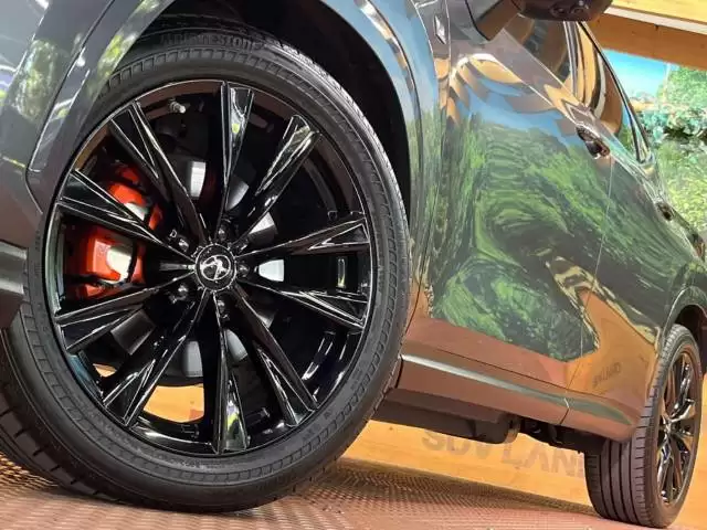 レクサスNXはコンパクトクロスオーバーSUV!歴史や魅力を解説