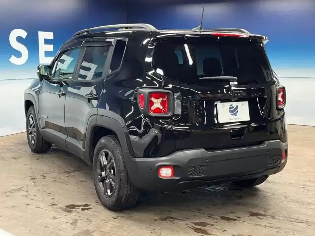 小さいジープが欲しいならレネゲードが最適!小さくても走破性は申し分なし