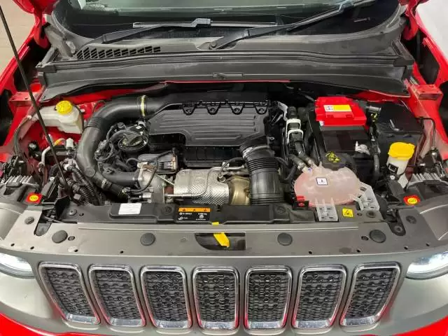 小さいジープが欲しいならレネゲードが最適!小さくても走破性は申し分なし