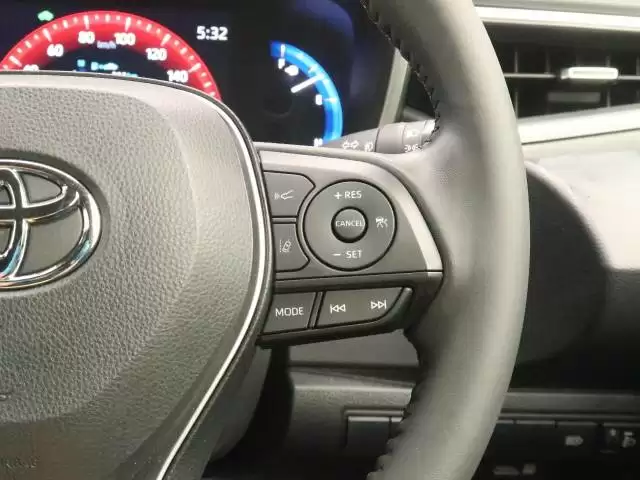 カローラスポーツは走りが魅力!誕生の歴史から現行までを総まとめ