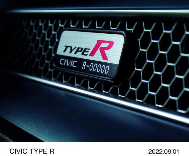 シビックタイプRとは？走行性能や安全性能を解説