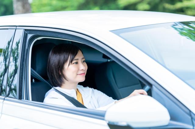 4代目ヤリスの内装とは?無駄をそぎ落としたデザイン性や特徴を紹介