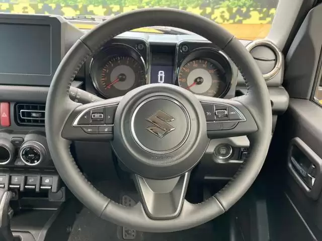 スズキ 新型ジムニー5ドアの価格は?スペックなど最新情報と併せて紹介