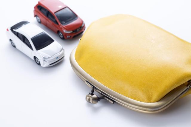 プリウスの税金はモデルで異なる!年間維持費はいくら必要?