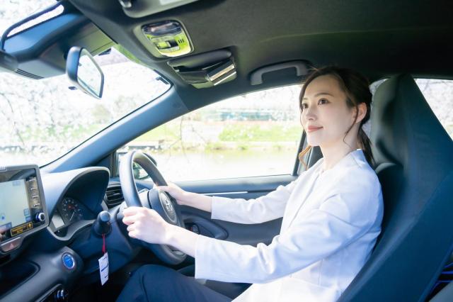 ヤリスクロスの燃費が知りたい!グレードや2WD・4WDごとの違いも解説