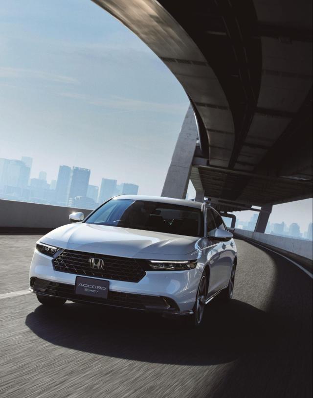 新型アコードが2024年3月に登場!魅力や旧車・ライバル車との違いは?