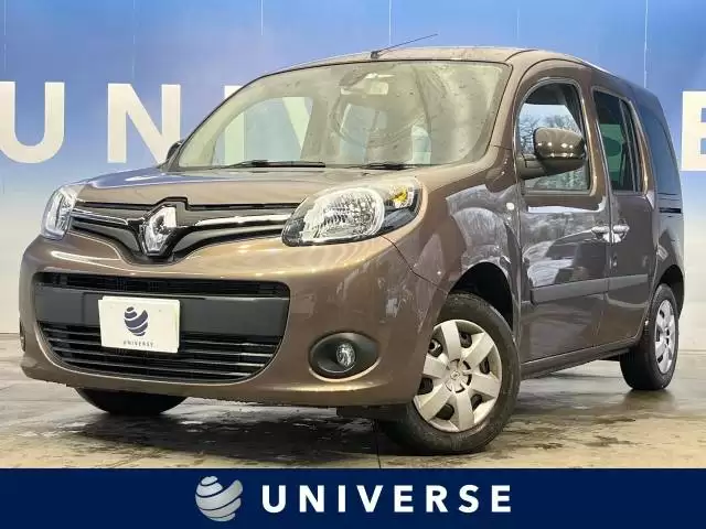 トヨタ シエンタのトランク容量はどのくらい？サイズや機能を徹底解説