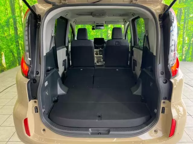 トヨタ シエンタのトランク容量はどのくらい？サイズや機能を徹底解説