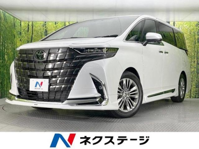 新型アルファードの内装の魅力とは？グレード別の違いやライバル車との