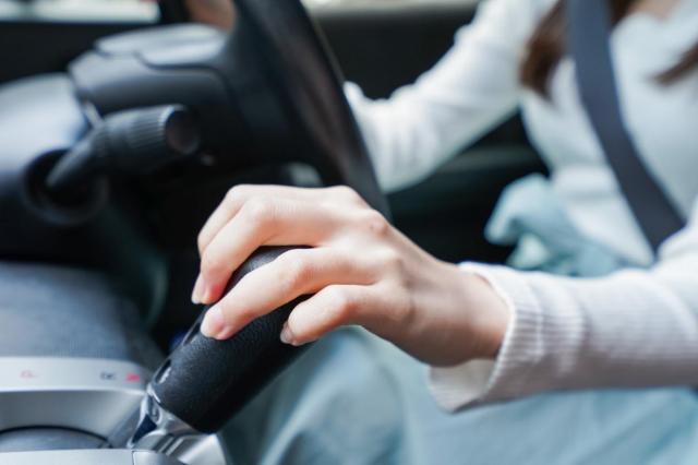 車のニュートラルにはどのような意味や役割がある？使い方を徹底解説！