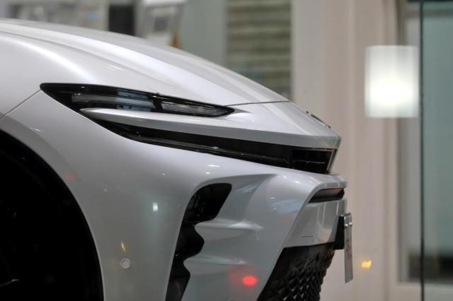 クラウンスポーツの車幅は大きい?サイズの目安や拡大した理由