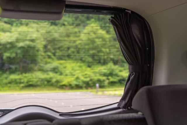 ルーミーで車中泊はできる?内装の広さやお役立ちグッズを紹介