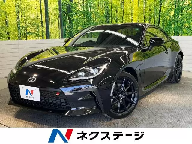 トヨタ スープラとBMW Z4を徹底的に比較！特徴や性能の違いは？