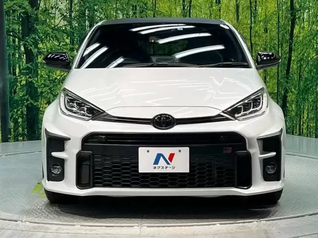 GRヤリスの後部座席は広い?特徴や使い勝手を徹底解説!