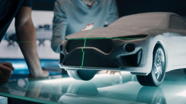 ヴェゼルとハリアーの特徴や性能を徹底比較！違いを比べてみよう