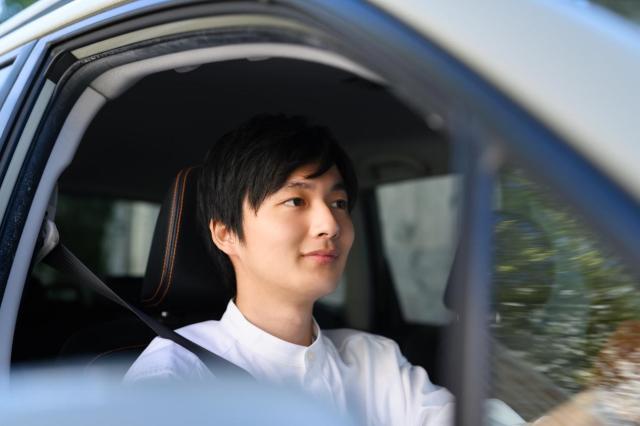 トヨタ ヤリスとホンダ フィットを徹底比較!人気コンパクトカーどちらを選ぶ?