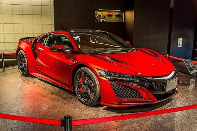 国産の高級スポーツカー