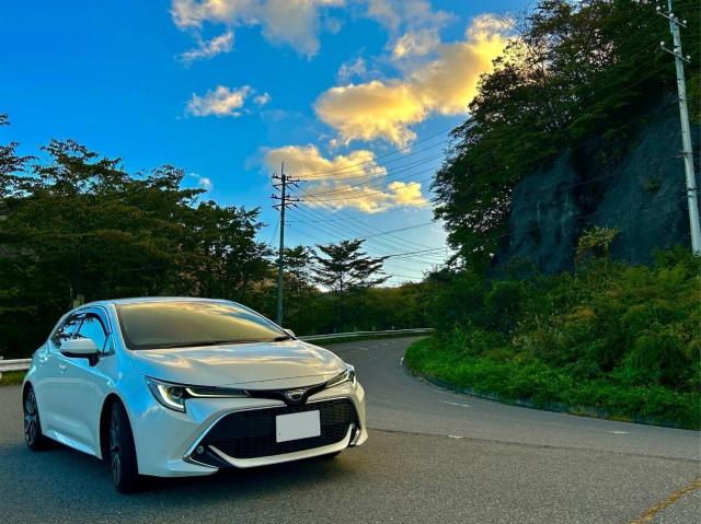 シビックは優れた燃費性能とスポーティーな走りが魅力!ライバル3車種と比較