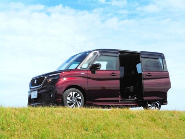 スライドドア搭載の人気コンパクトカーを厳選!メリット・デメリットと選び方