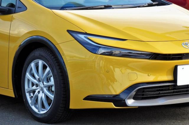 プリウスはキャンピングカーにできる?車中泊に向いている理由や改造方法を解説