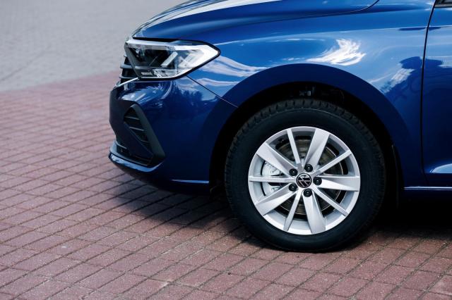 アルテオンとは？美しいセダンが持つ魅力や特徴に迫る