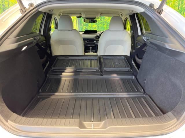 ヴェゼル荷室容量と寸法を徹底解説!ゴルフバッグやスーツケースは何個積める?