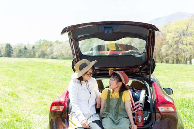 ヴェゼル荷室容量と寸法を徹底解説!ゴルフバッグやスーツケースは何個積める?