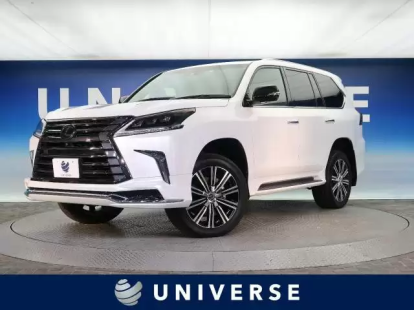 レクサスLXの内装を徹底解説！厳選素材と高性能システムで上質な空間を実現