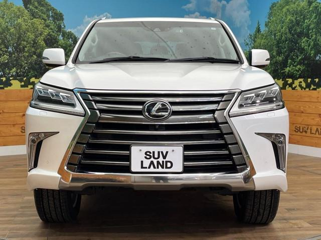 レクサスLXの内装を徹底解説!厳選素材と高性能システムで上質な空間を実現