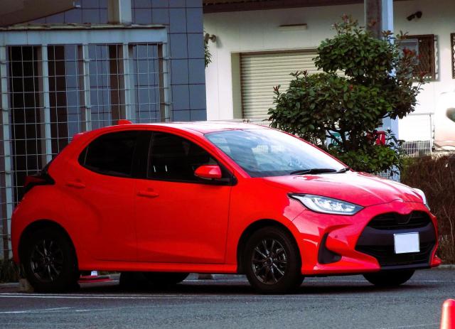 ヤリスのエンジンスペックの実力とは？馬力や燃費、選び方まで解説