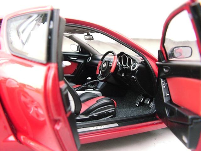 マツダ・RX-8の歴史総まとめ|魅力や中古車価格もチェック