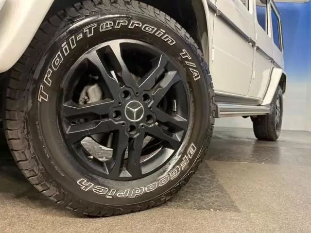 ベンツ Gクラスを徹底分析!歴史や旧モデルのスペック、中古車価格を紹介